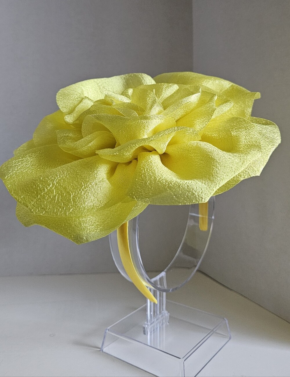 Beloved Millinery Gorgepus Yellow Fabric Petals Fascinator Headband Clip & Pin - Picture 8 of 10
